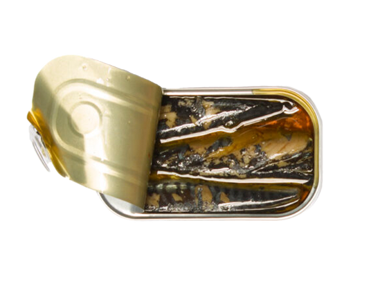 Aštri mažoji skumbrė alyvuogių aliejuje atidarytoje skardinėje